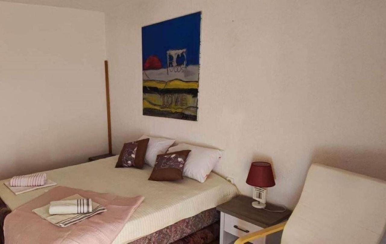 Apartments Berny Sveti Vid-Miholjice Buitenkant foto