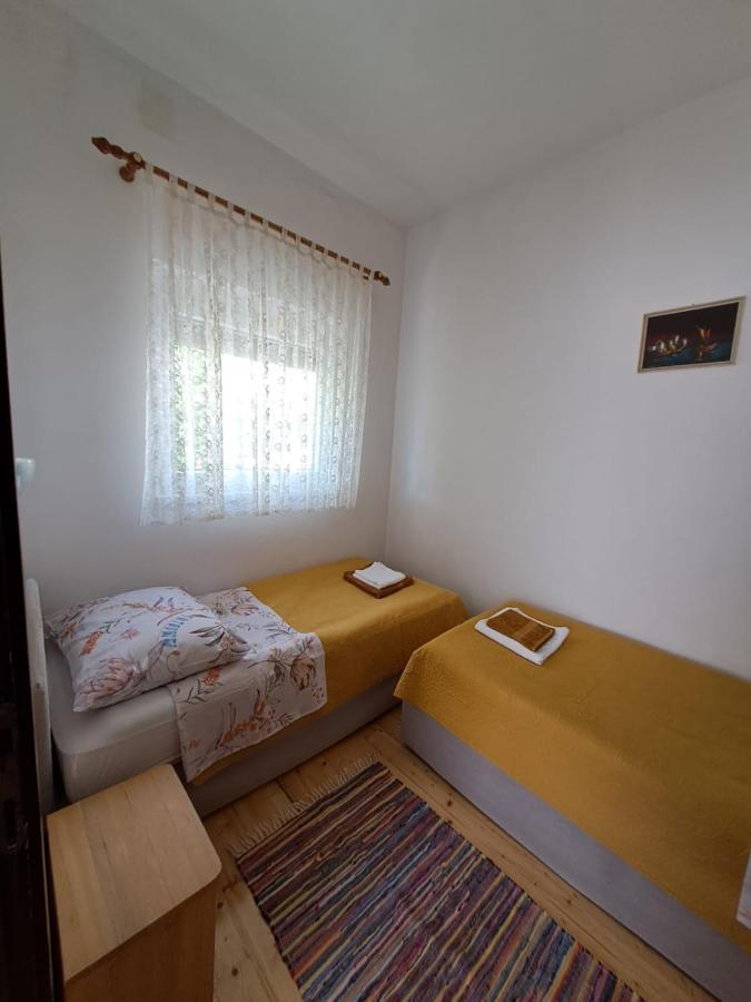 Apartments Berny Sveti Vid-Miholjice Buitenkant foto